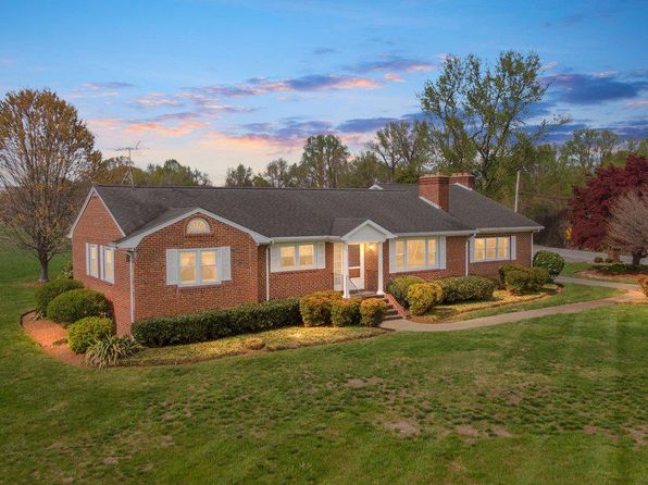 233 Harwood Rd, Harwood, MD 20776