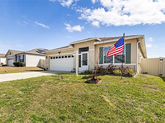 3rd image of 1768 Henin Cir