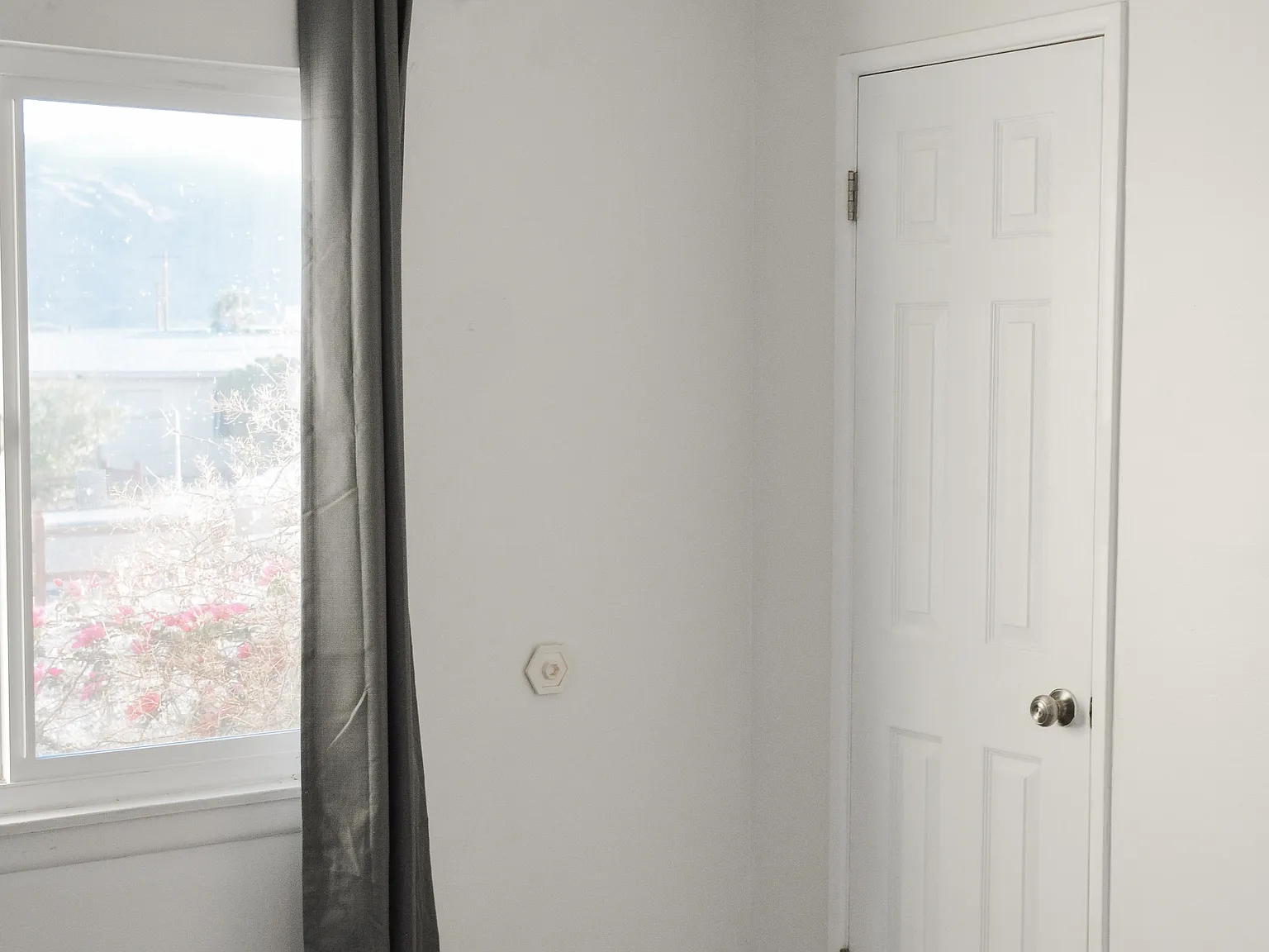 73144 Sun Valley Drive - 1 — Photo 4