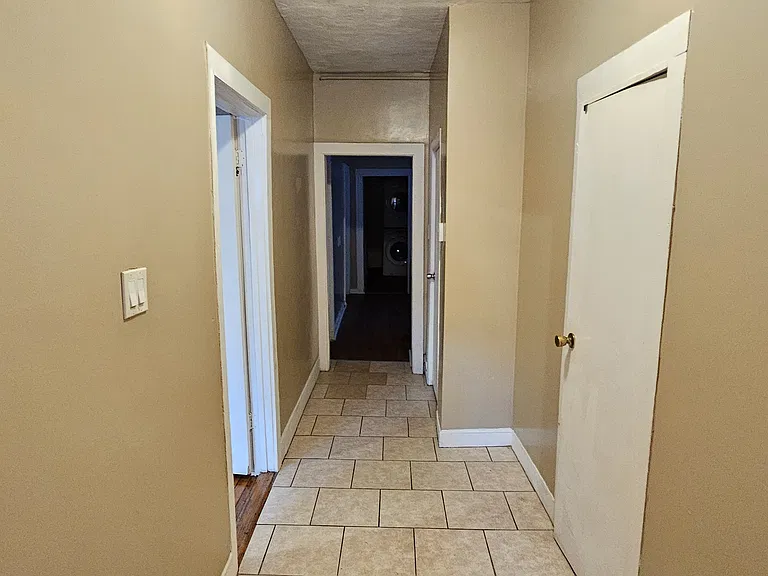 77-79 Willowwood St #1 — Photo 5