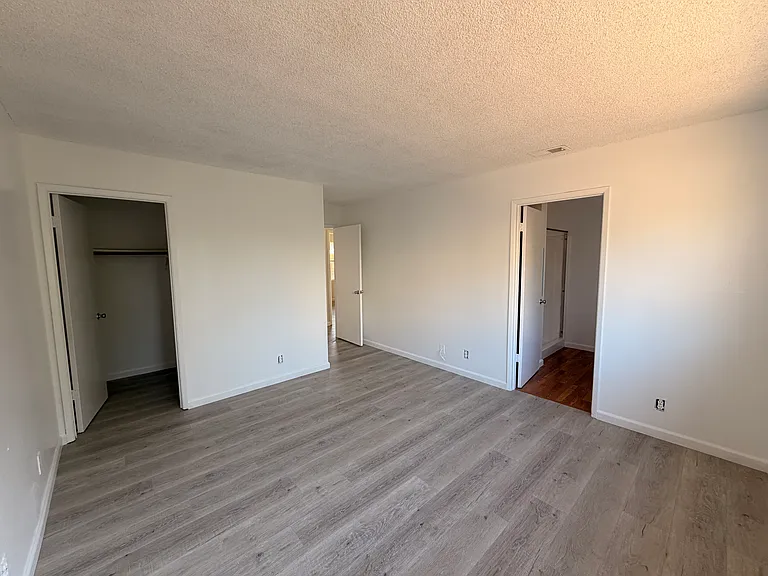 928 Gunner St — Photo 10