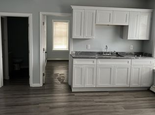 312 Robinson St #1R, Woonsocket, RI 02895