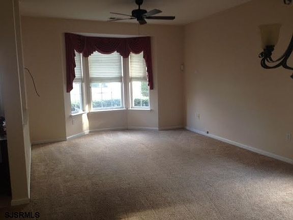 3rd image of 557 Falmouth Ct