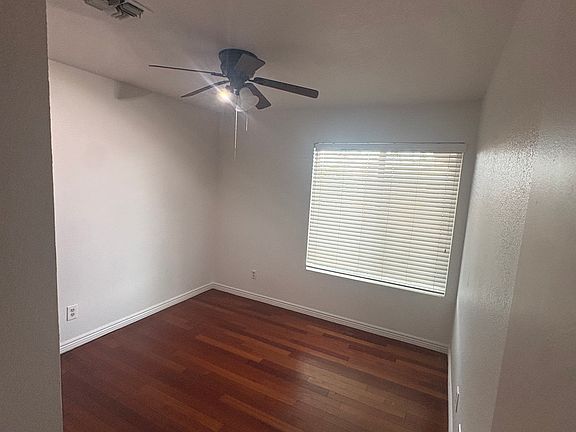 5th image of 1120 W Ross Ave