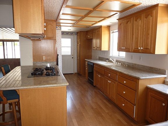 2nd image of 5045 Fanwood Ave