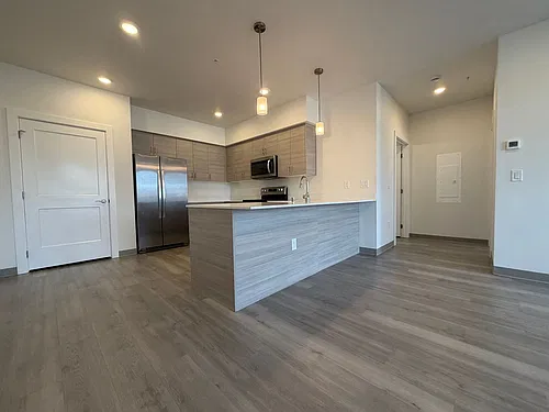 Floor plan 305