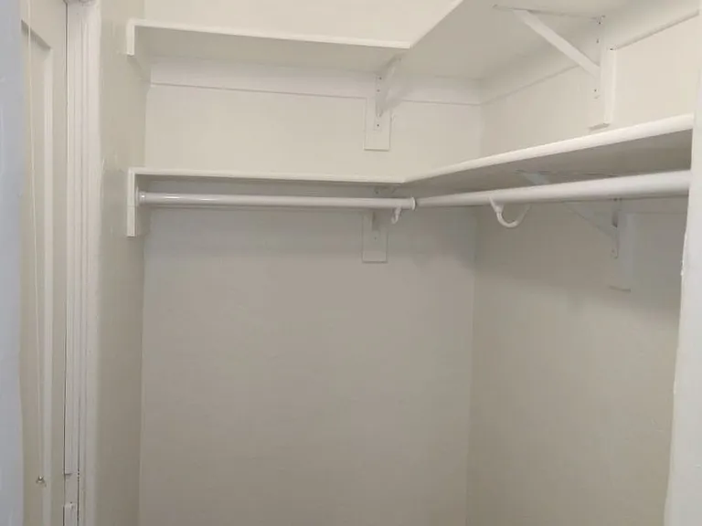 551 Daisy Ave — Photo 13