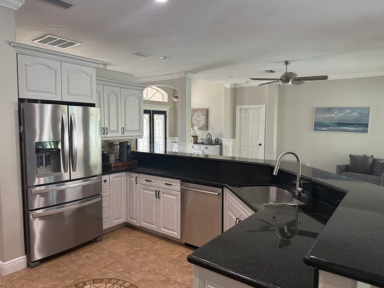 165 Brookside Ct — Photo 10