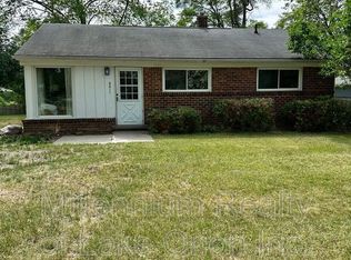 4811 Summerhill Dr, Clarkston, MI 48346