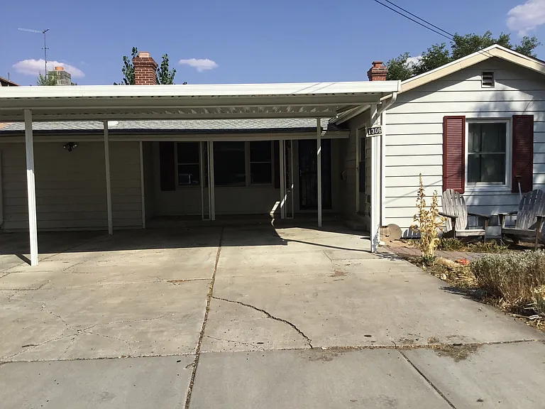 1306 Bon Rea Way — Photo 19