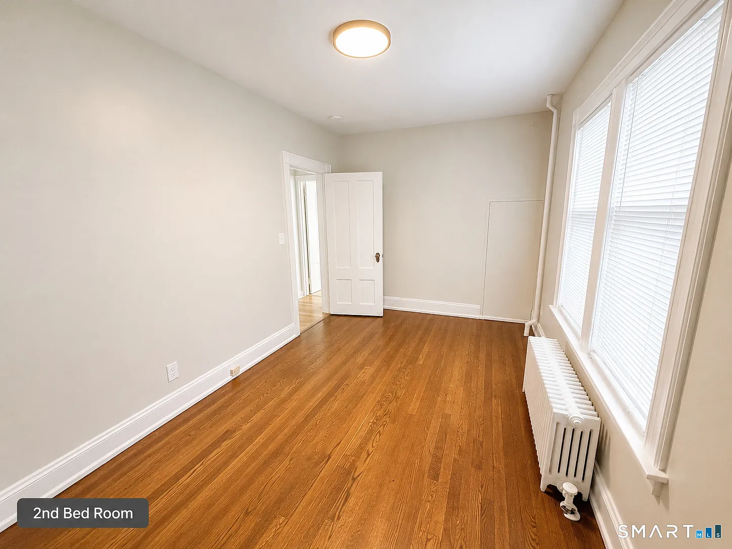 2 bed, 1.0 bath, 2464 sqft, $1,800 — Photo 4