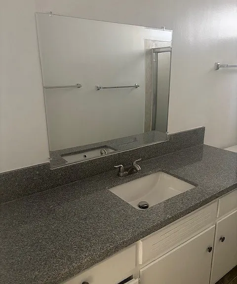 5168 Yarmouth Ave #28 — Photo 7