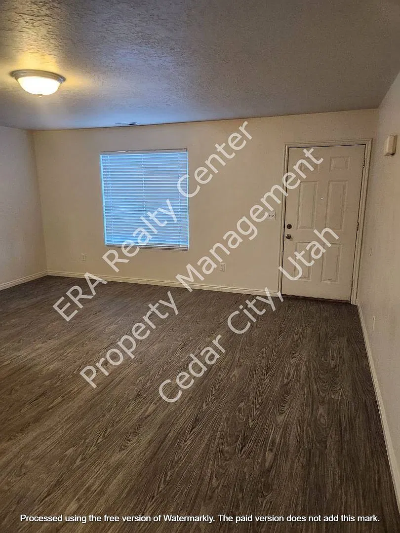 Move-In Discount 3 bed 2 bath - Twin Home — Photo 3