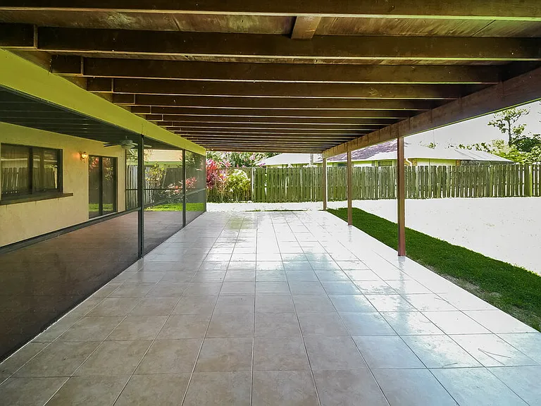 547 Indigo Ave — Photo 14