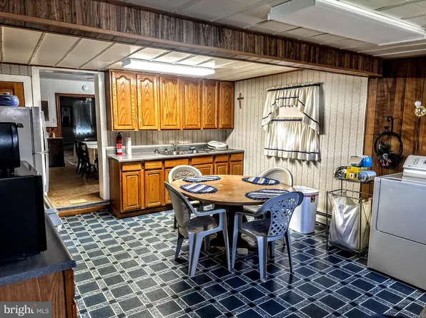 48 E 22nd St, Chester, PA 19013