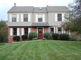 2530 Club House Dr, Wexford, PA