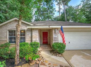 95 W Drifting Shadows Cir, Conroe, TX 77385