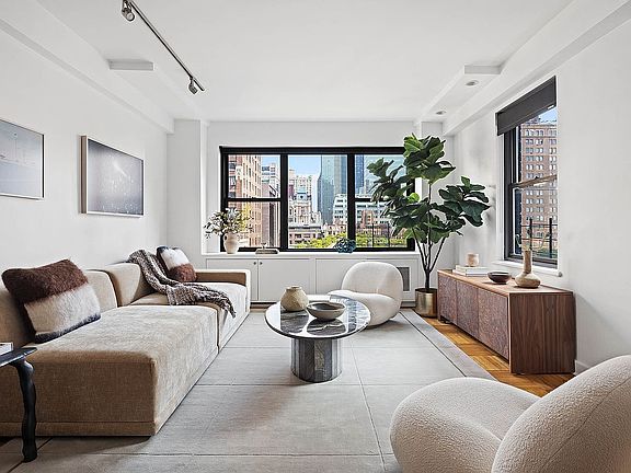 3rd image of 2 Tudor City Pl APT 10EN