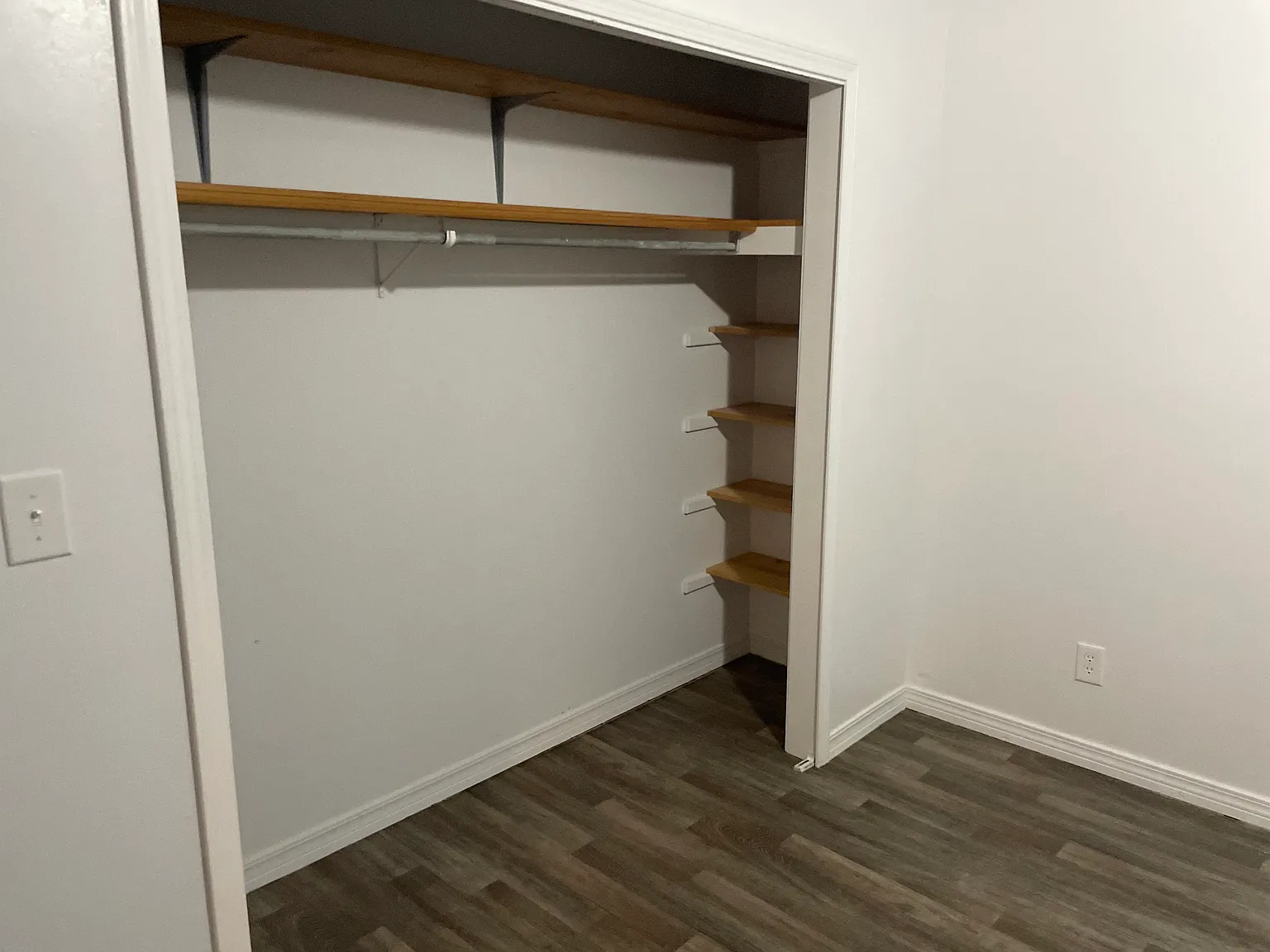 2 bed, 500 sqft, $945 — Photo 4