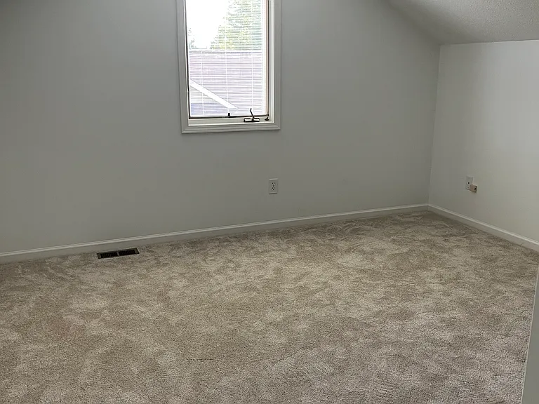 7333 Montclair Dr — Photo 16