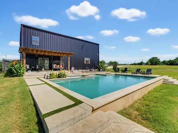 129 Coyote Cave Ln, Alvord, TX 76225