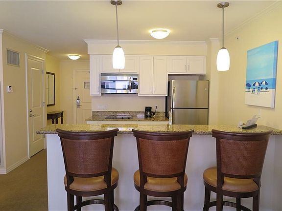 4th image of 301 S Gulfview Blvd #1140