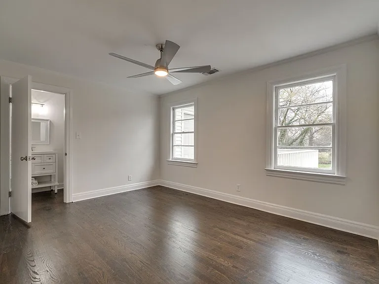 1206 Rolling Fields Dr — Photo 19