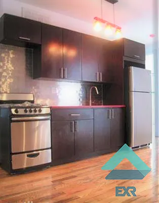 Rented by EXR | media 12