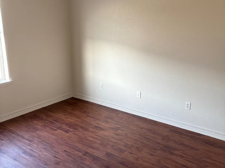 5511 Quail Creek Cir — Photo 9