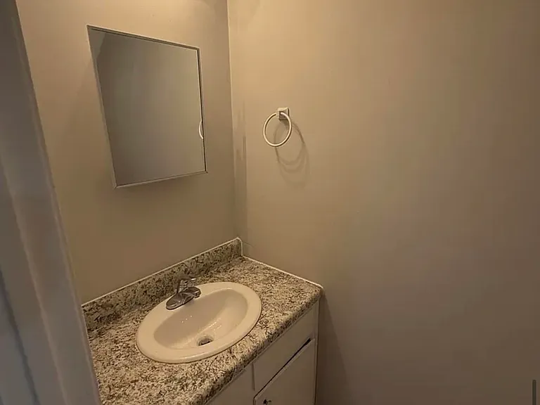 3234 Nekoma Ln — Photo 8