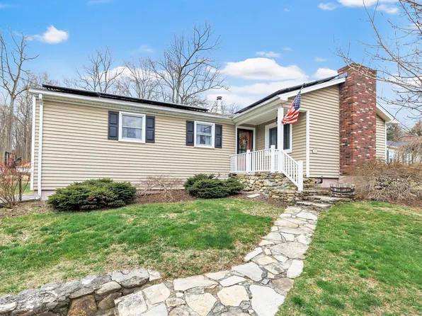 10 Bungay Terrace, Seymour, CT 06483
