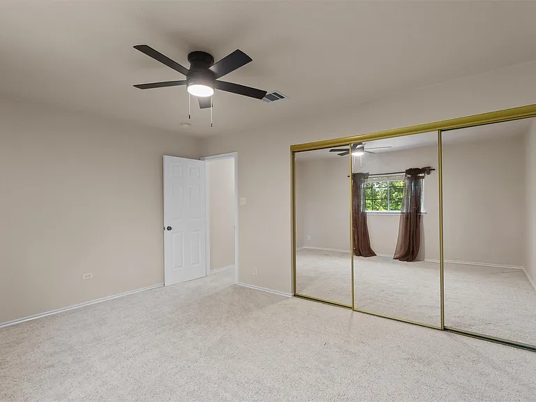 201 Covala Dr — Photo 27