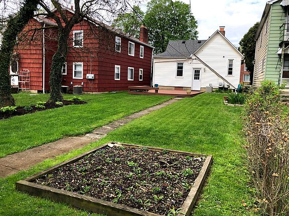 3rd image of 1458 Ashland Ave