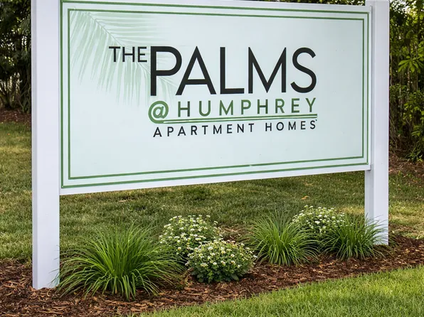 Palms at Humphrey