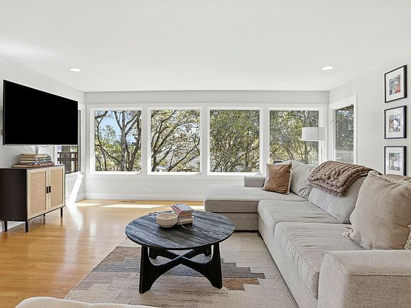 4th image of 98 Alta Vista Ave