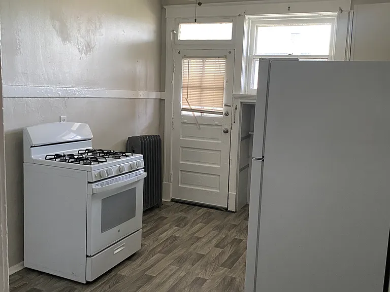 5929 McPherson Ave — Photo 2