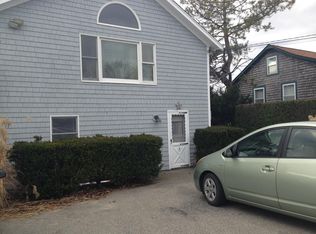 26 Ellery Ave APT C, Middletown, RI 02842