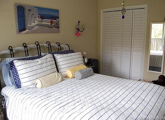 5th image of 8149 Lagos De Campo Blvd