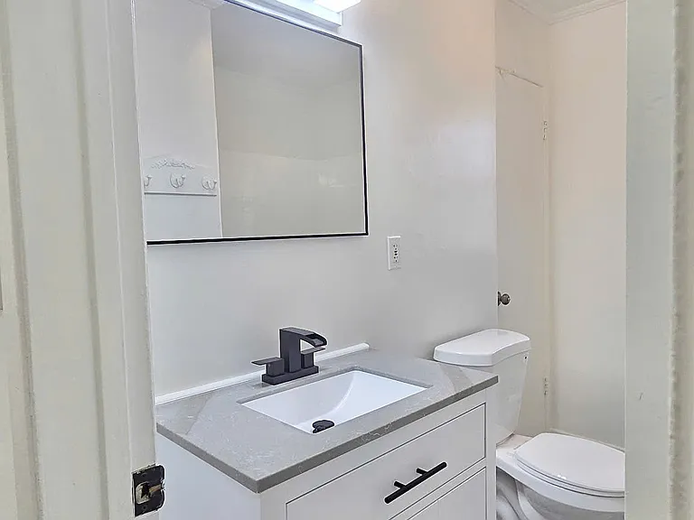 12472 Topaz St — Photo 9