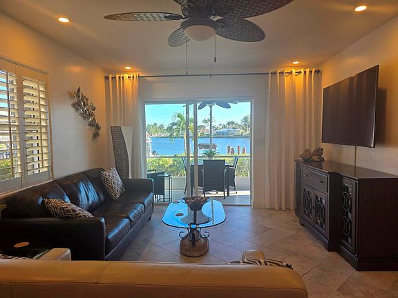 3rd image of 650 Pine Drive #1