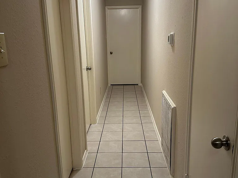 565 Briarcliff Dr — Photo 15