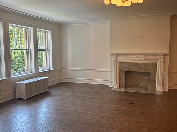 5th image of 1227 E Madison Park #2