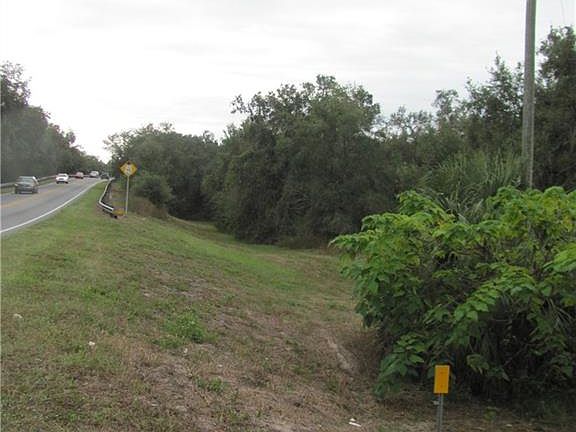 2nd image of 2001 N Us Highway 41