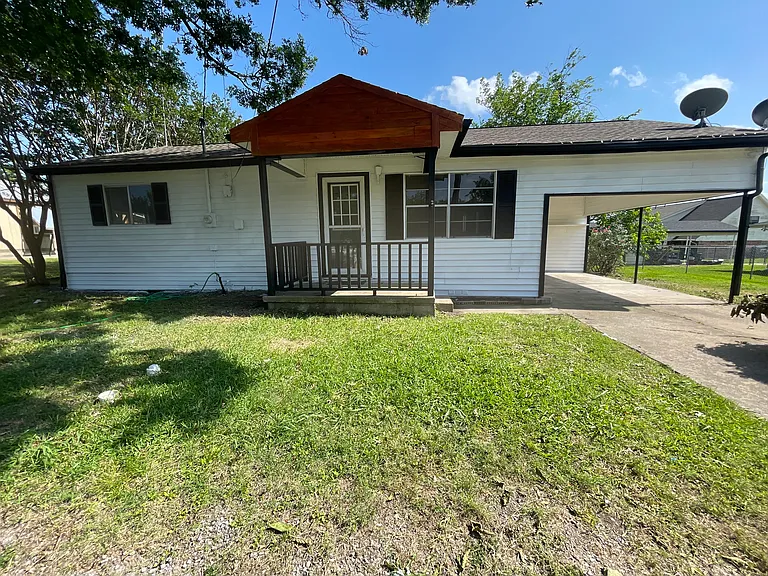605 W Hanna St — Photo 1