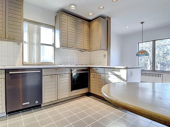 3rd image of 64-79 Alderton St #1