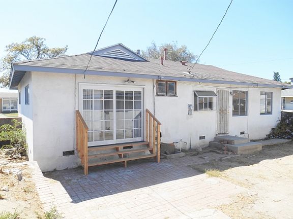 3rd image of 957 W 232nd St