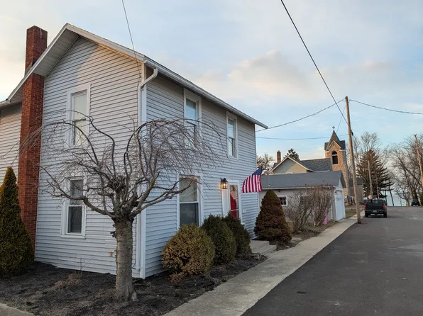409 James St, Lakeside Marblehead, OH 43440