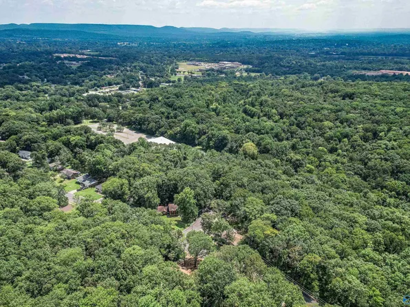 4202 Juniper Dr NW, Huntsville, AL 35810