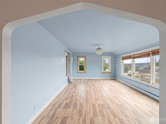 5th image of 1710 Isabel Way