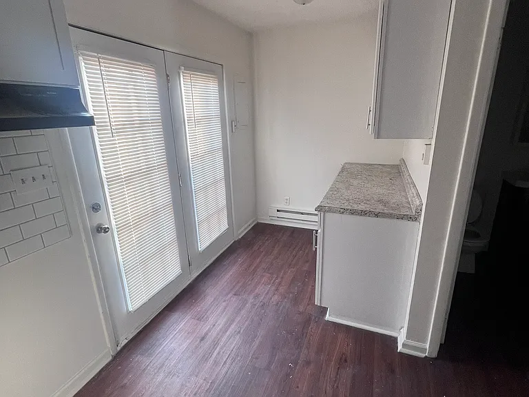 3343 Ashley Ln — Photo 4